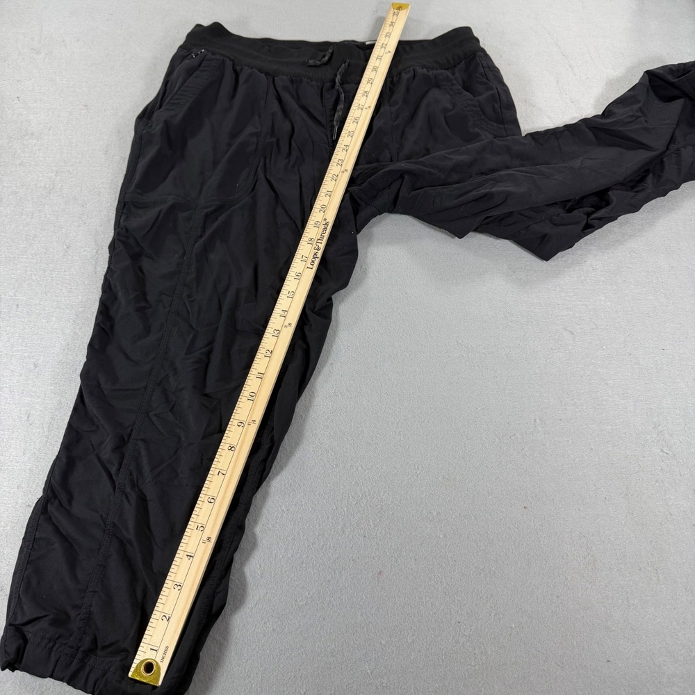 The North‎ Face Athletic Women's Small Black Running Gym Lightweight Activewear - Picture 11 of 11